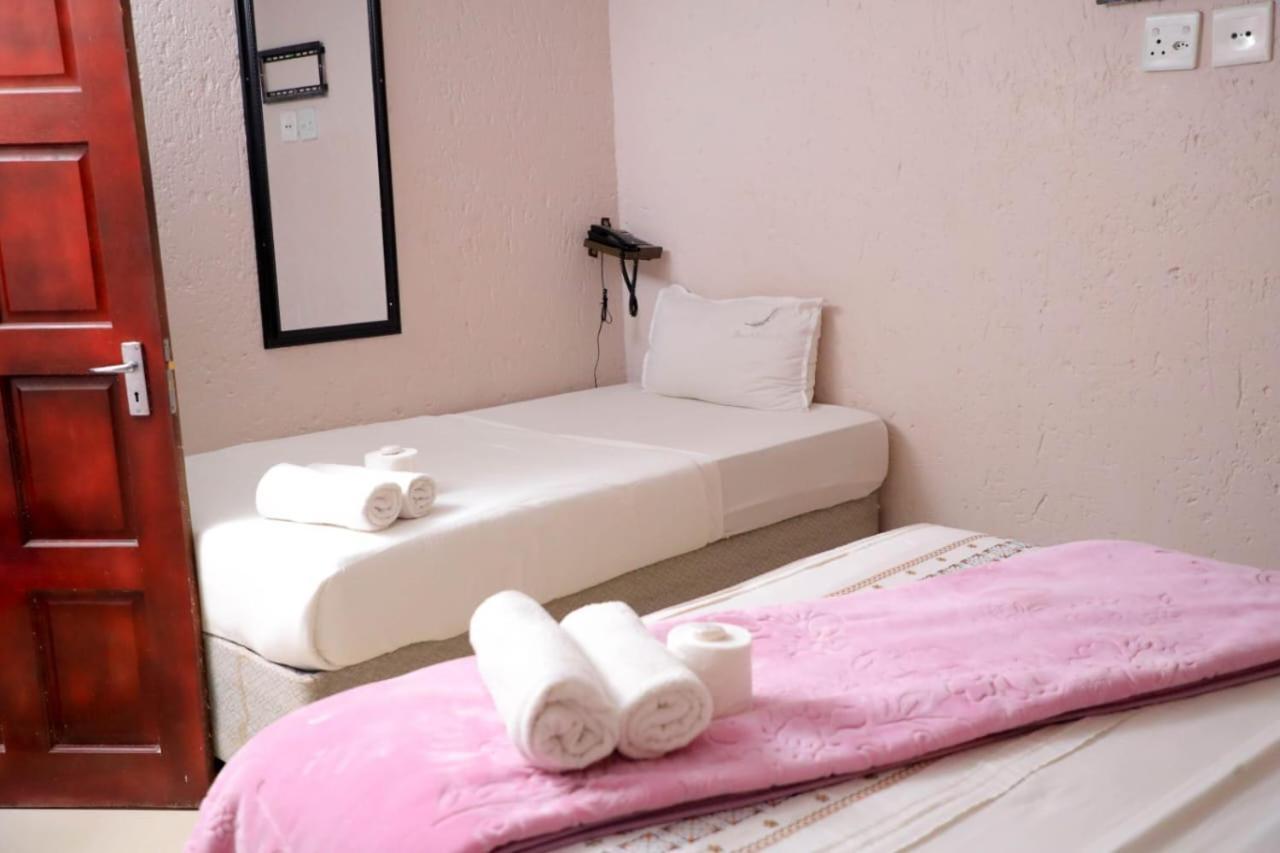 Yeoville Hotel Johannesburg Kültér fotó
